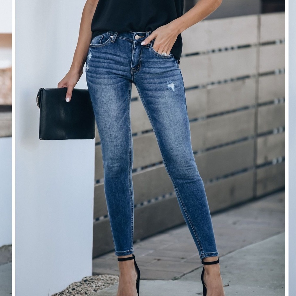 Special A Amelia mid rise distressed skinny